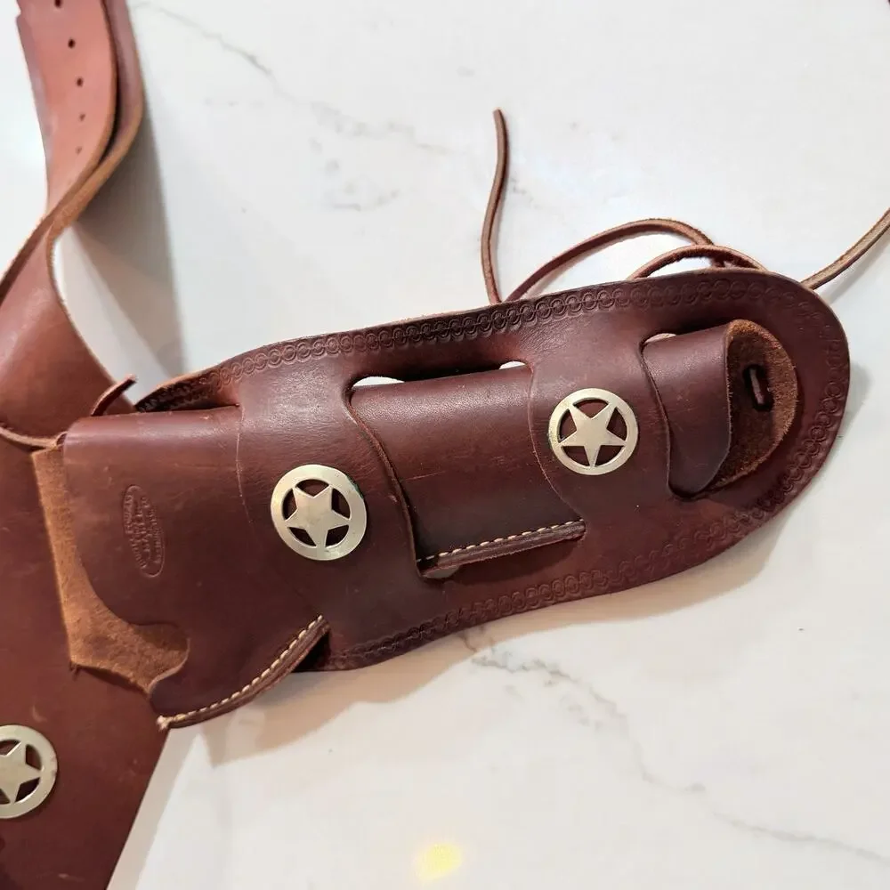 Vintage HUNTER Western Star Concho Leather Gun Holster Ammo Belt Large 39-35”